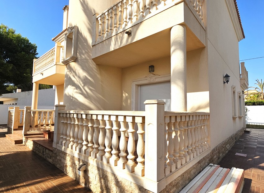 Herverkoop - Villa -
Orihuela Costa* - Cabo Roig*