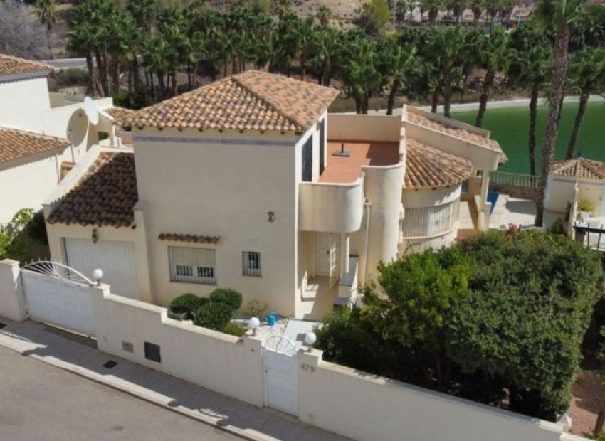 Herverkoop - Villa -
Orihuela Costa* - Costa Blanca