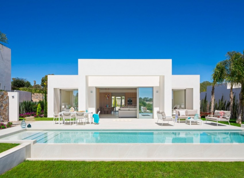 Herverkoop - Villa -
Orihuela Costa* - Las Colinas Golf