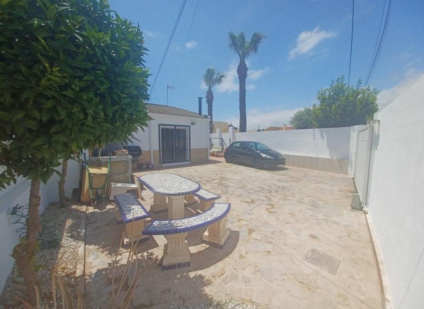 Herverkoop - Villa -
Orihuela Costa* - Montezenia*