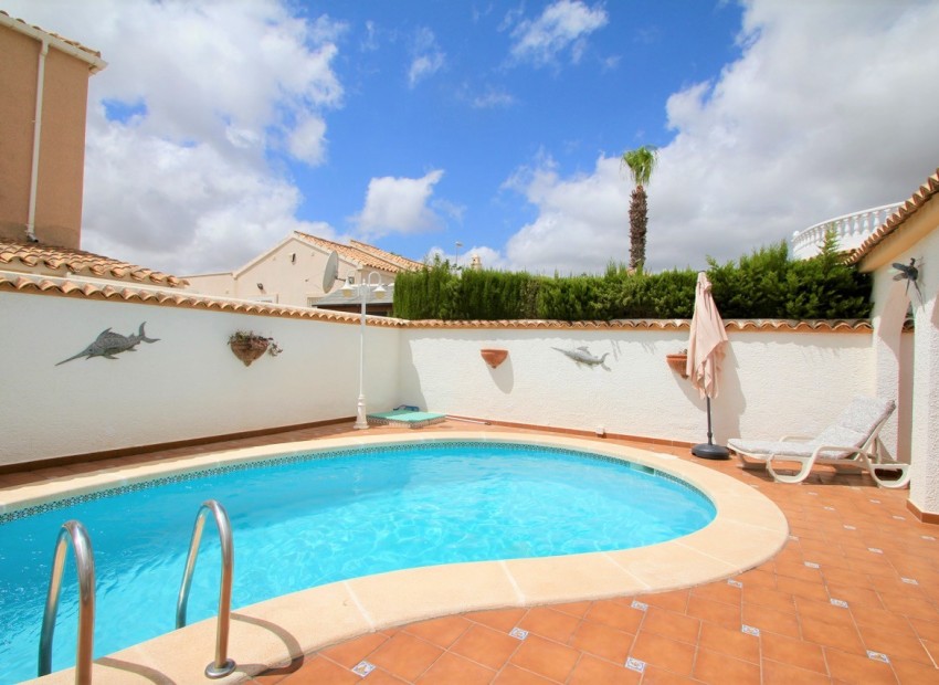 Herverkoop - Villa -
Orihuela Costa* - Villamartin*