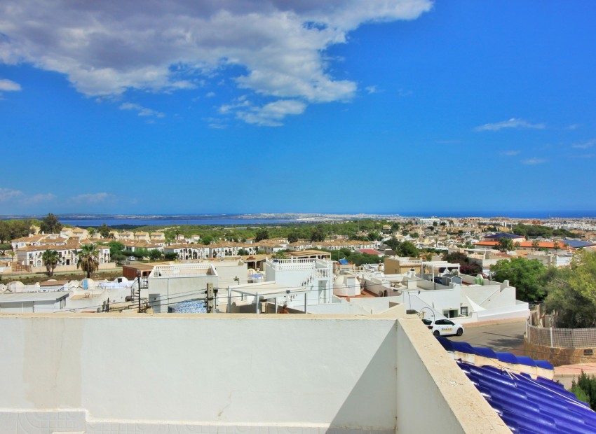 Herverkoop - Villa -
Orihuela Costa* - Villamartin*