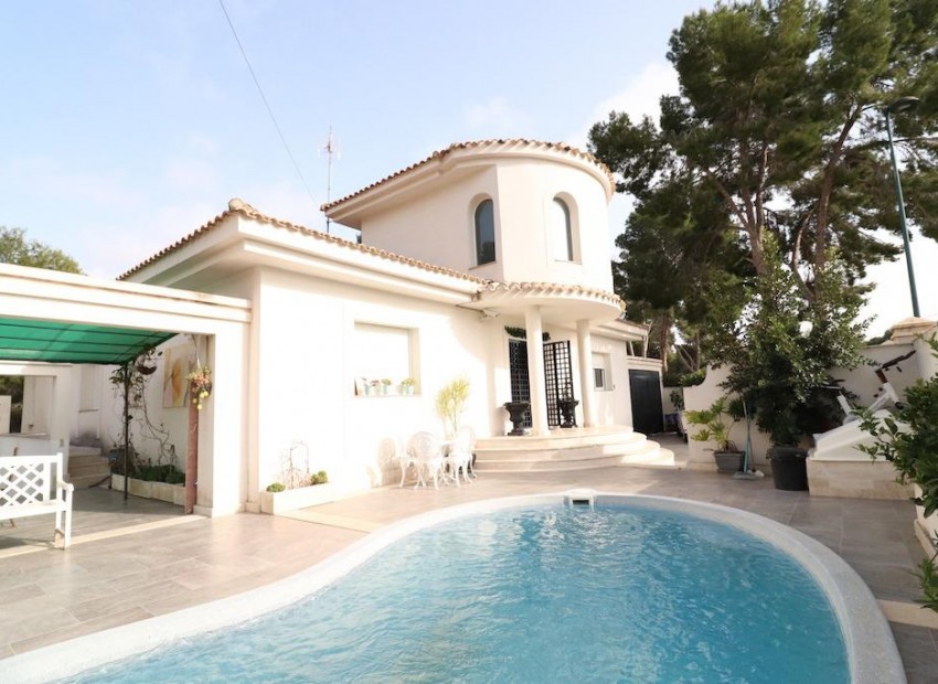 Herverkoop - Villa -
Pilar de la Horadada - Costa Blanca