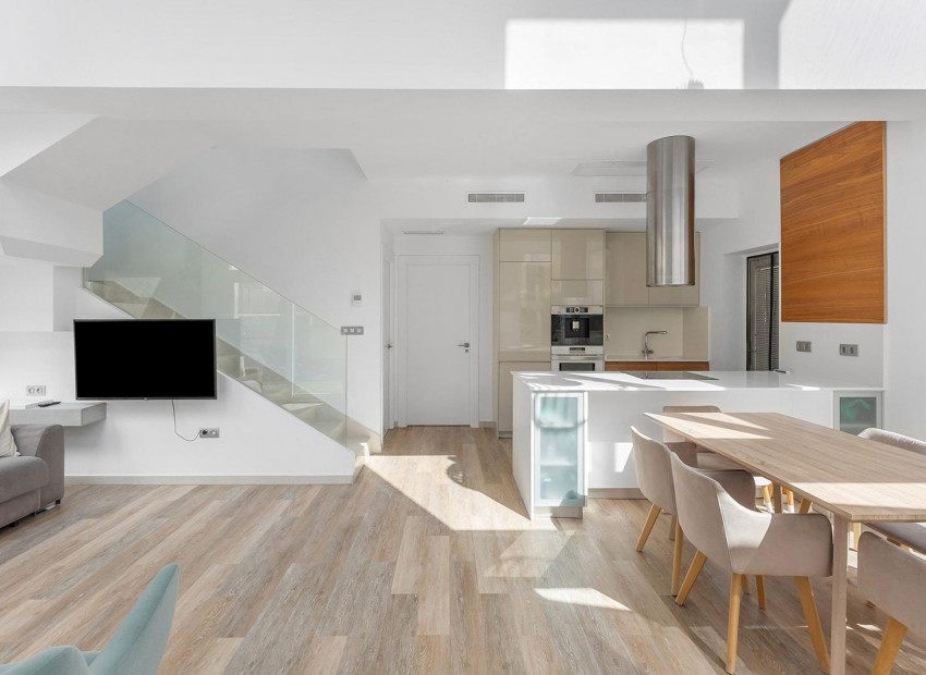 Herverkoop - Villa -
Rojales - Pueblo bravo