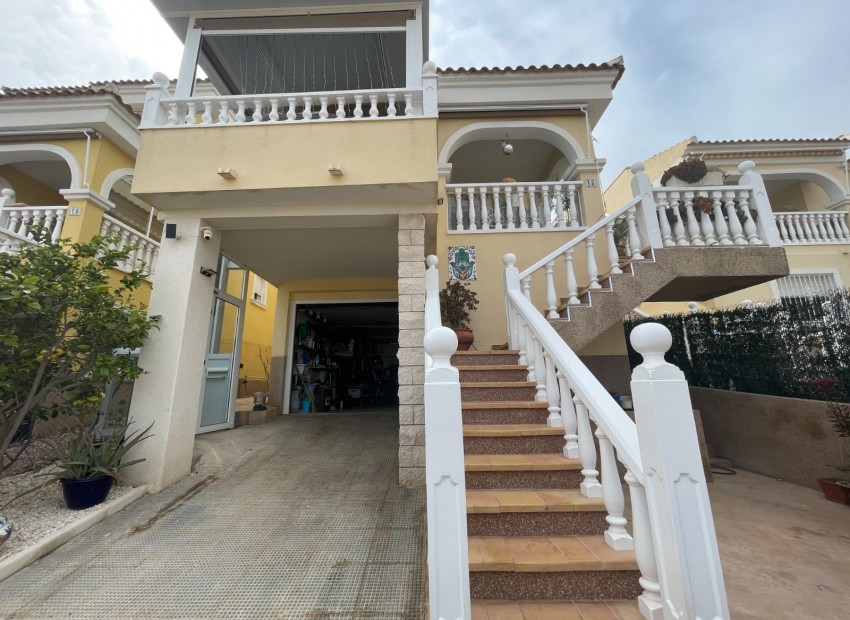 Herverkoop - Villa -
San Fulgencio