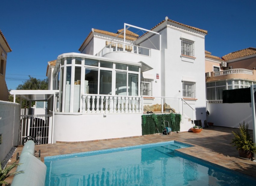 Herverkoop - Villa -
San Miguel de Salinas* - San Miguel de Salinas Alicante