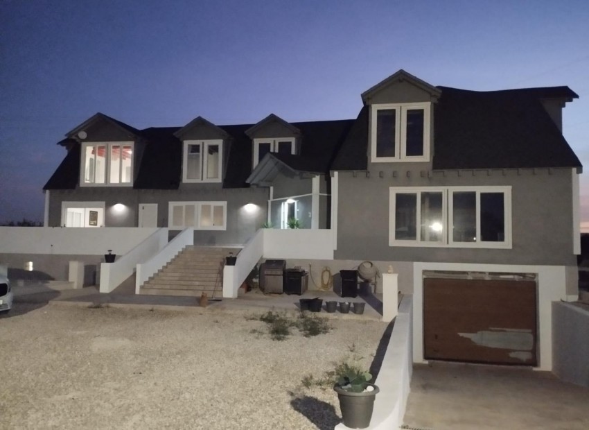 Herverkoop - Villa -
San Miguel de Salinas* - San Miguel De Salinas