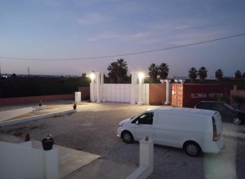 Herverkoop - Villa -
San Miguel de Salinas* - San Miguel De Salinas