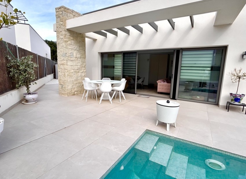 Herverkoop - Villa -
San Miguel de Salinas* - San Miguel De Salinas