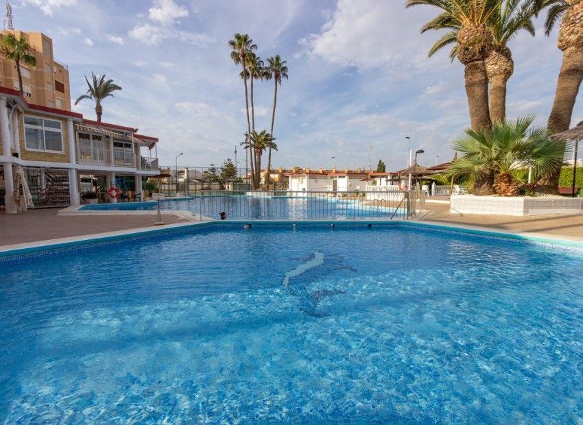 Herverkoop - Villa -
Torrevieja* - Aguas nuevas 1