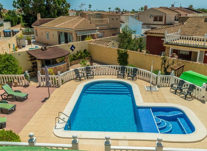 Herverkoop - Villa -
Torrevieja* - La Siesta