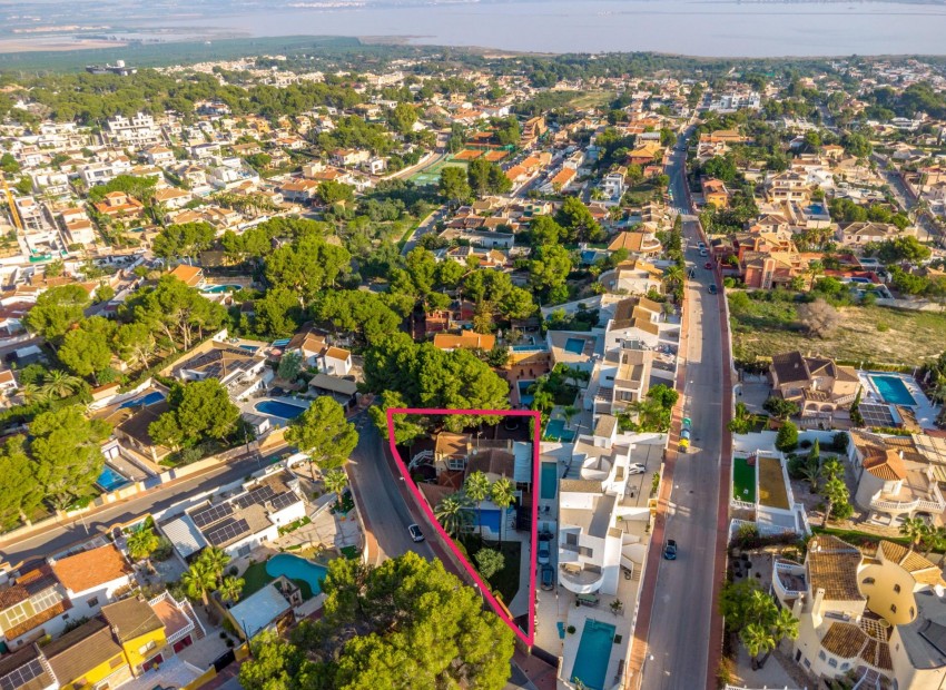 Herverkoop - Villa -
Torrevieja* - Los Balcones