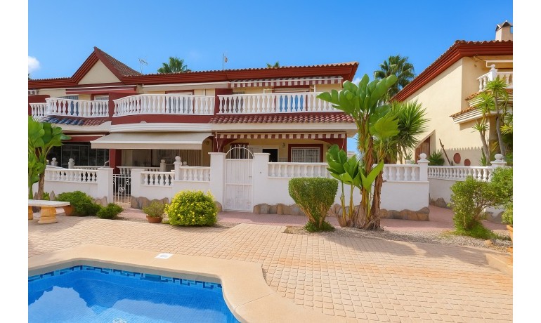 House - Sale - Cuidad Quesada* -
                Doña Pepa