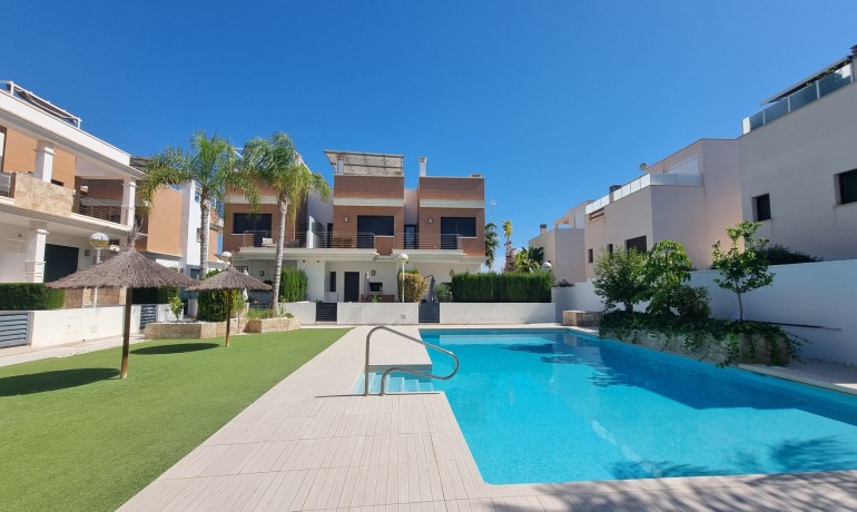 House - Sale - Cuidad Quesada* -
                Lo Marabu