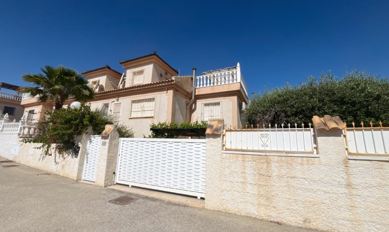 Huis - Herverkoop - Cuidad Quesada* -
                Upper Golf