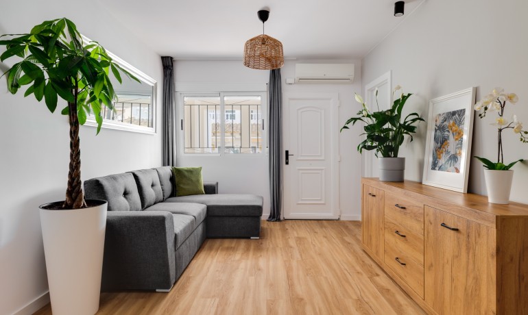 Huis - Herverkoop - Orihuela Costa* -
                Orihuela Costa