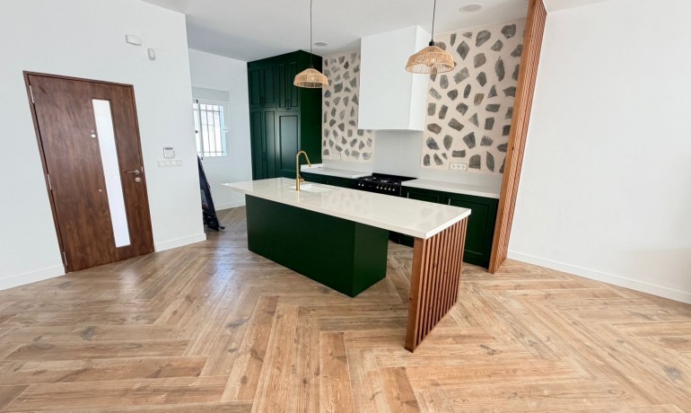 Maison - Revente - Catral -
                Catral - Town
