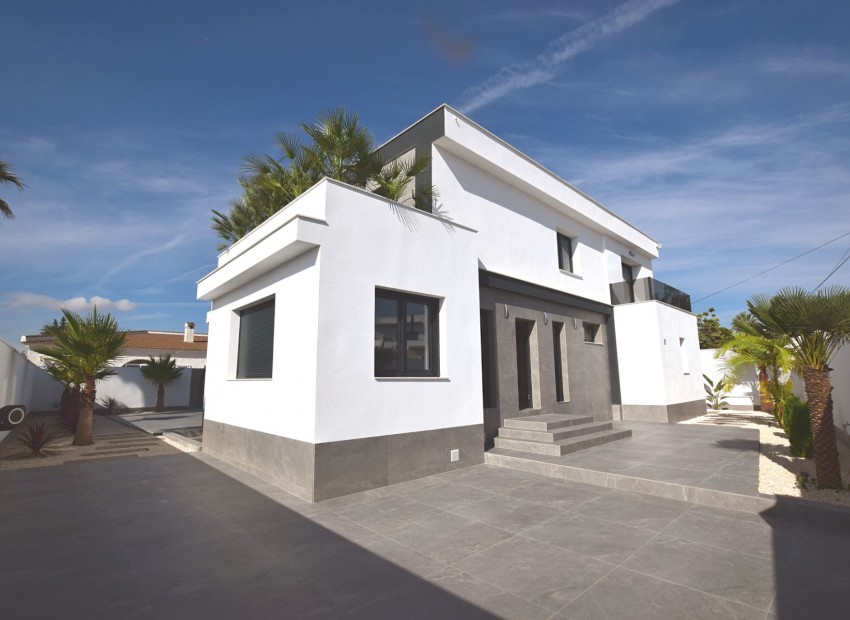 New Build - Villa -
Cuidad Quesada* - Central Quesada