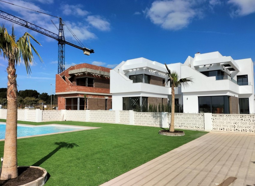 New Build - Villa -
Pilar de la Horedada* - Lo Romero Golf*