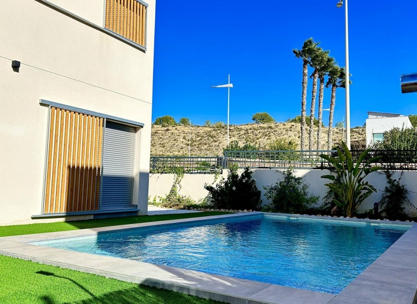 Nieuwbouw - Villa -
Algorfa* - La Finca Golf