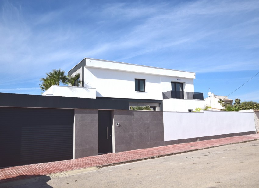 Nueva construcción  - Villa -
Ciudad Quesada - Central Quesada