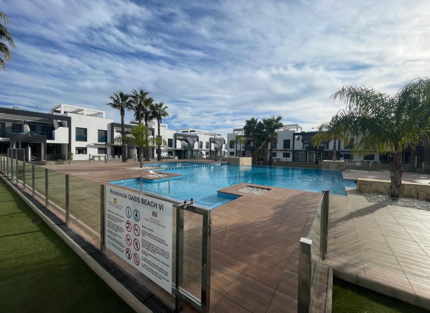 Oasis Beach A Vendre