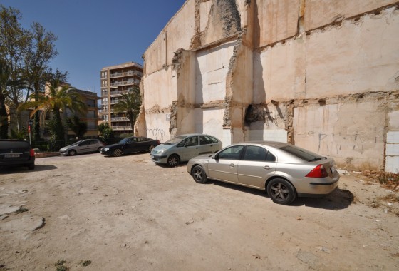 Plot - Herverkoop - Alicante* - Monovar*