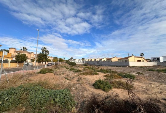 Plot - Herverkoop - La Marina* - San Fulgencio*