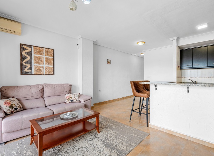 Revente - Appartement / Flat -
Almoradi