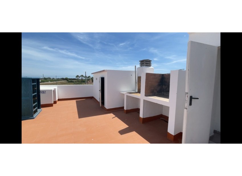 Revente - Appartement / Flat -
Daya Nueva