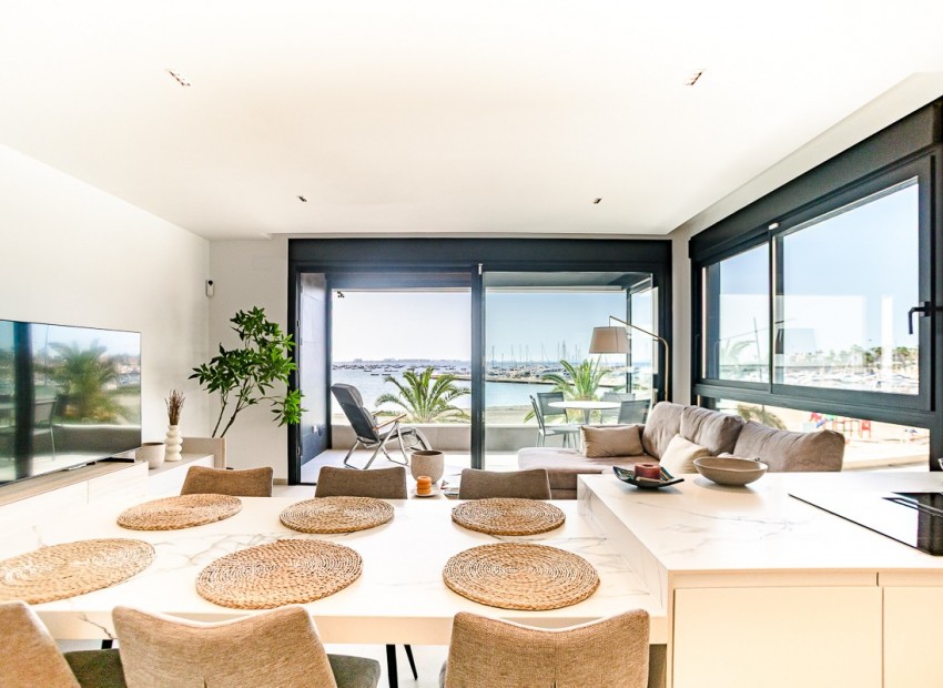 Revente - Appartement / Flat -
LO PAGÁN