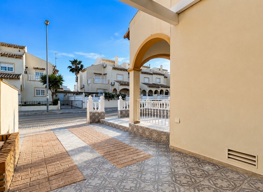 Revente - Appartement / Flat -
Orihuela Costa* - Los Almendros