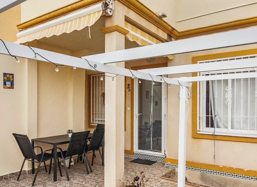 Revente - Appartement / Flat -
Orihuela Costa - Playa Flamenca