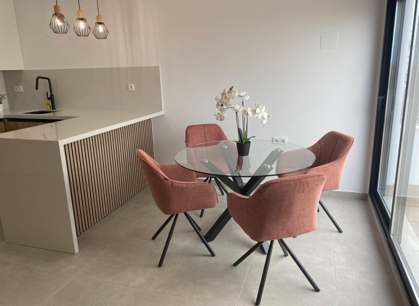 Revente - Appartement / Flat -
Pilar de la Horedada*