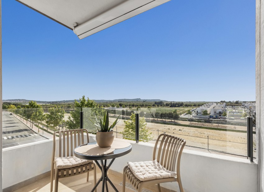 Revente - Appartement / Flat -
San Miguel de Salinas* - Inland