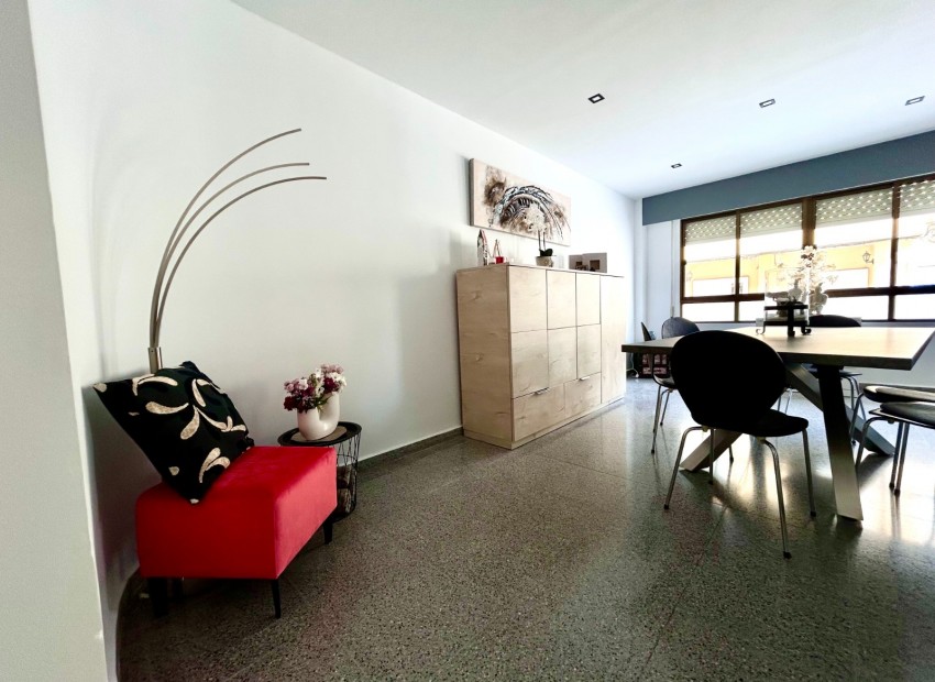 Revente - Appartement / Flat -
Torremendo