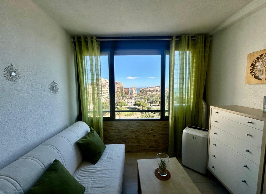 Revente - Appartement / Flat -
Torrevieja* - Cabo cervera