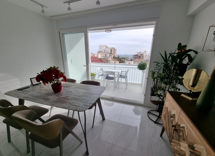 Revente - Appartement / Flat -
Torrevieja Centro - Torrevieja