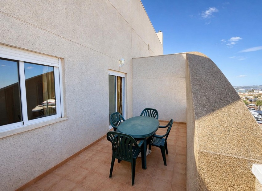 Revente - Appartement / Flat -
Torrevieja* - Centro