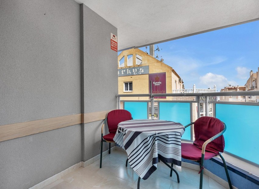 Revente - Appartement / Flat -
Torrevieja* - Estacion de autobuses