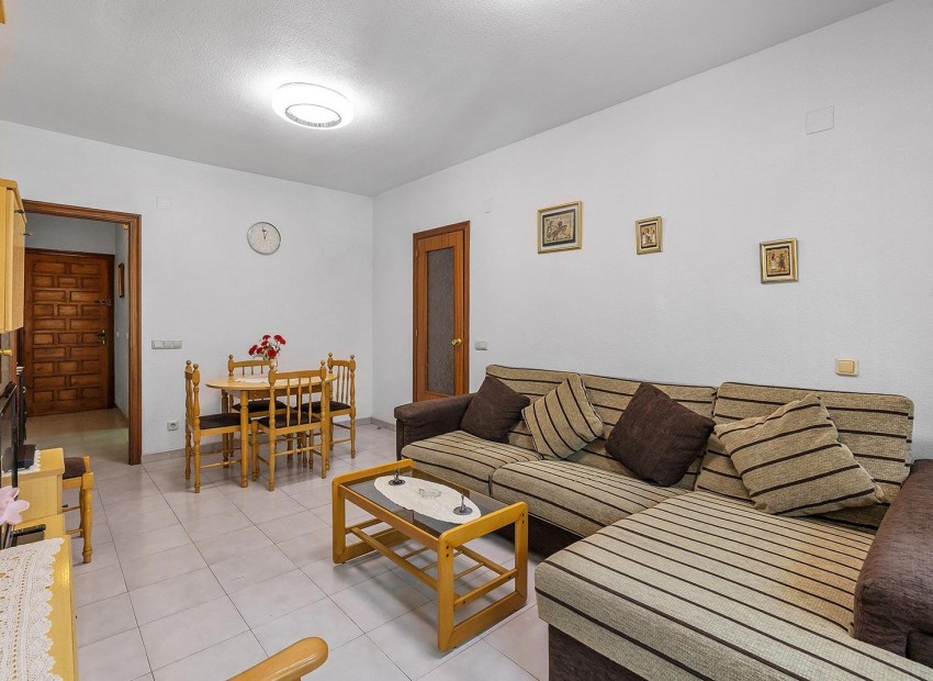 Revente - Appartement / Flat -
Torrevieja* - Estacion de autobuses