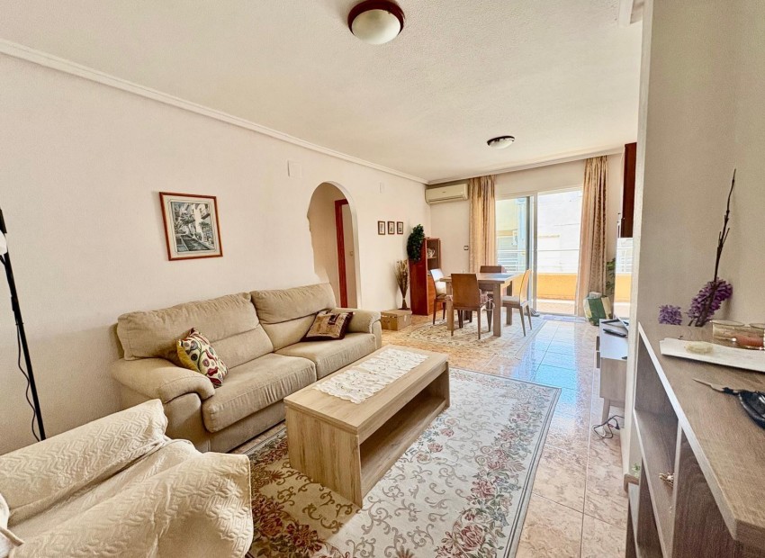 Revente - Appartement / Flat -
Torrevieja* - Estacion de autobuses