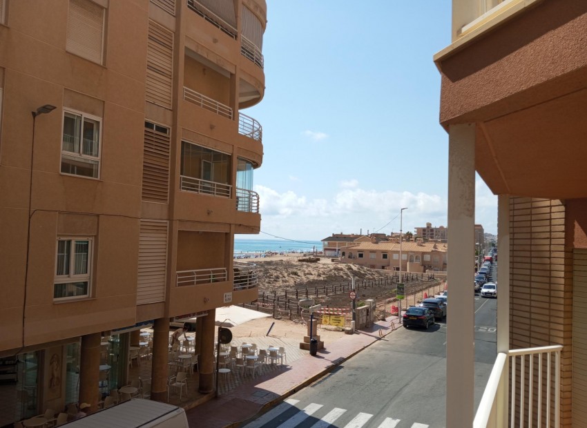 Revente - Appartement / Flat -
Torrevieja* - La Mata*