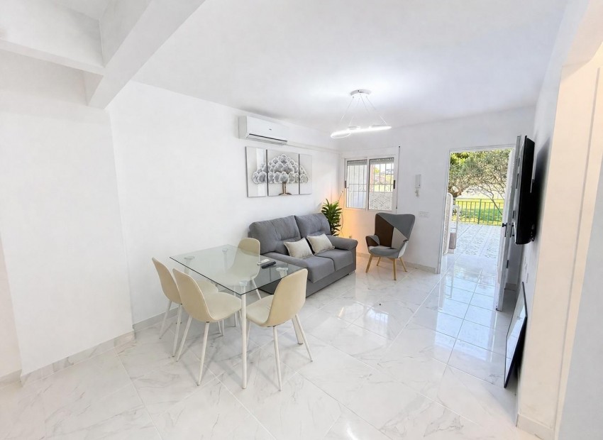 Revente - Appartement / Flat -
Torrevieja* - Parque de las Naciones