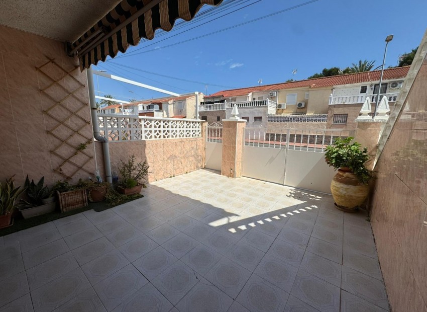 Revente - Appartement / Flat -
Torrevieja* - Playa de los Naufragos
