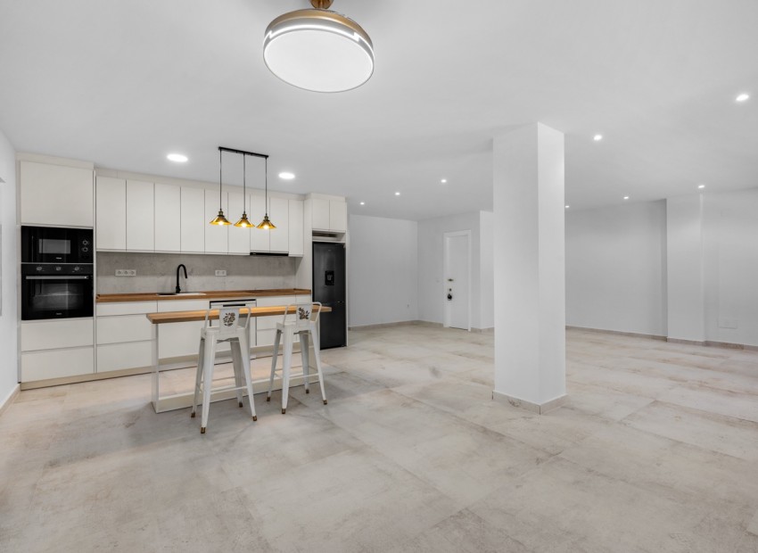 Revente - Appartement / Flat -
Torrevieja - Playa del Acequión