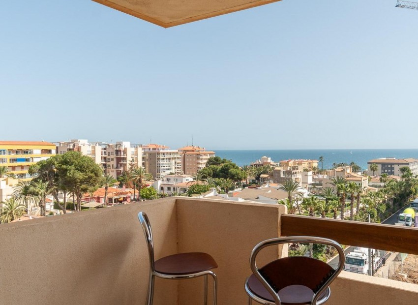 Revente - Appartement / Flat -
Torrevieja* - Punta Prima*