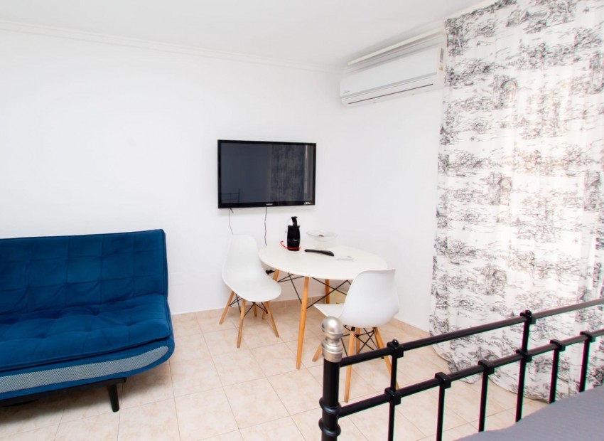 Revente - Appartement / Flat -
Torrevieja