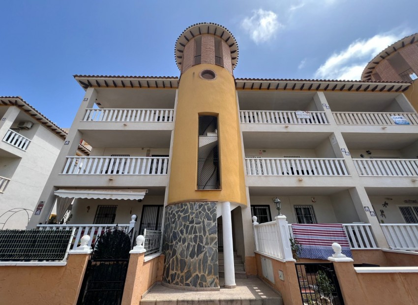 Revente - Appartement -
Orihuela Costa - Cabo Roig