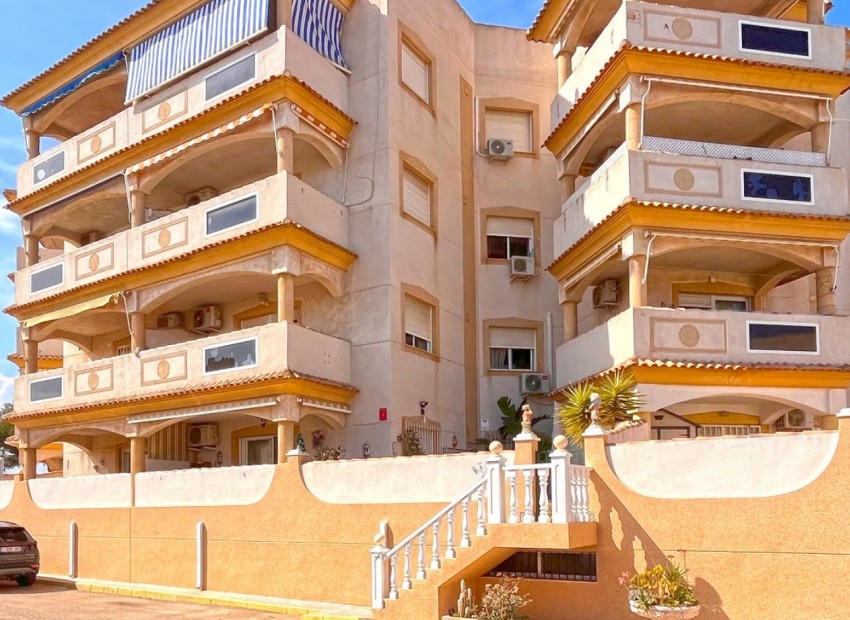 Revente - Appartement -
Orihuela Costa - La Zenia